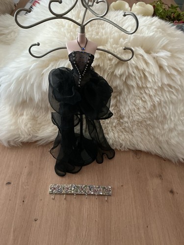 Mannequin jewellery - 🎀,