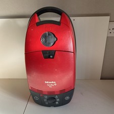 Miele Cat And Dog Plus 1600W Vacuum Cleaner Red With Tools