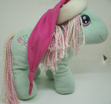 My little Pony vintage Hasbro Christmas Singing Minty hat Plush 2005 working
