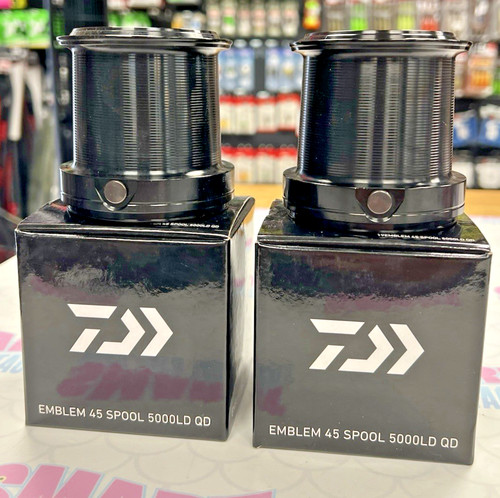 Pair daiwa emblem - daiwa, 5000