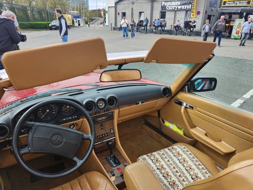 New r107 mercedes - sun, visors