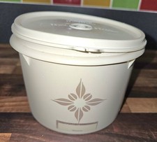 Tupperware Starburst Canister
