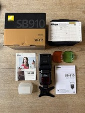 Nikon Speedlight SB-910 Shoe