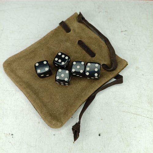 Set buffalo horn - 5, dices