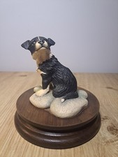 Boarder Fine Arts Border