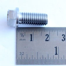 YZF-R1 M8 x 18mm TITANIUM hex