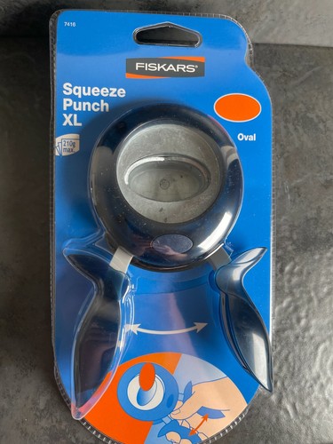 Fiskars squeeze punch oval - fiskars,
