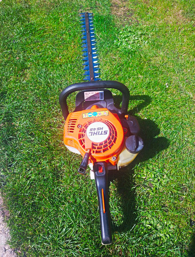 Stihl petrol hedge - hs,