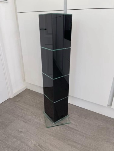 Greenapple designer rotating - greenapple,