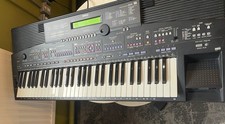 Yamaha PSR-2700 Electronic Keyboard 61 Keys Working (vintage)