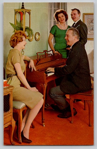 Wurlitzer compact piano mid - wurlitzer,