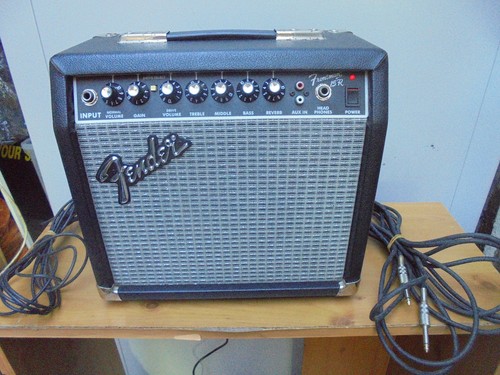 Fender frontman 15r guitar - frontman,