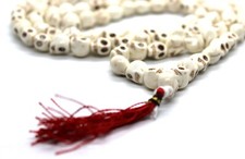 Howlite Skull Mala, Skull