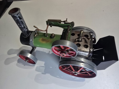 Vintage mamod steam tractor - vintage,