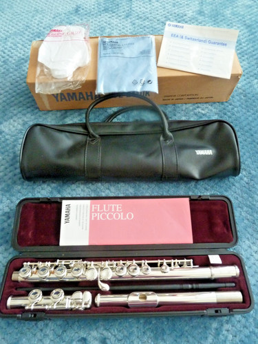 Stunning yamaha 211 - yamaha, flute