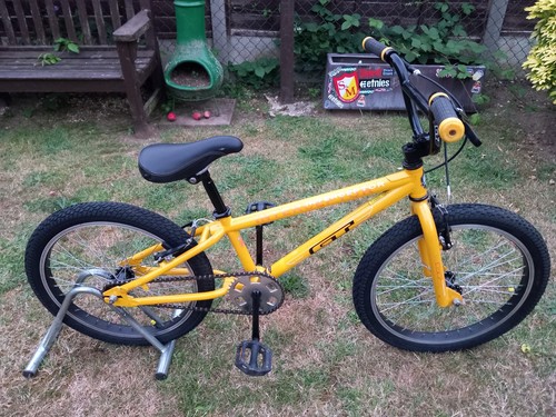 Fully serviced interceptor - fully,