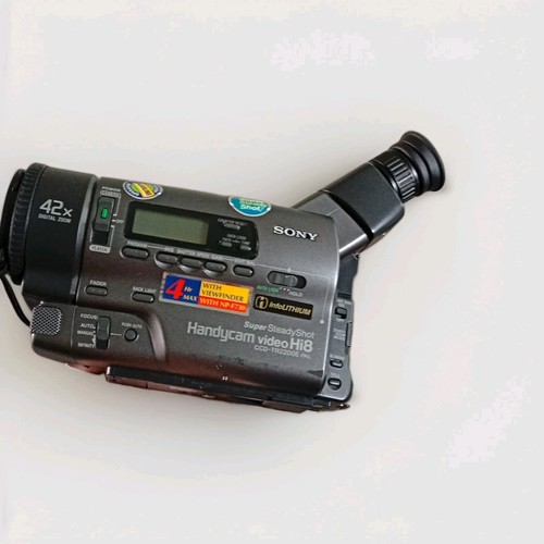 Sony handycam ccd tr2200e hi8 - sony,