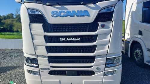 Next generation scania super - scania,
