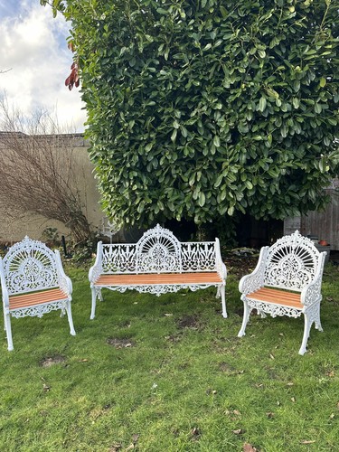 Coalbrookdale style cast - style,