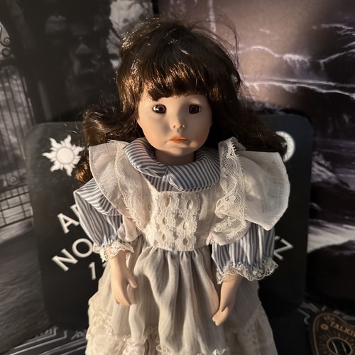 Haunted doll active spirit - active,