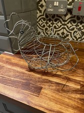 Wire Chicken Shaped Egg Basket