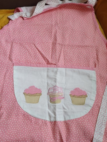 Lakeland cupcake cute - cupcake, apron