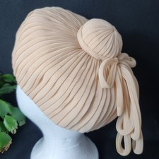 Vintage Mitzi Lorenz Peach Pleated Bun Pill Box Hat Netted Bow  Made In England 