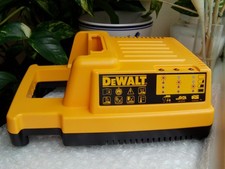 DEWALT DC9000 36V Li-ION 28V TO 36V 0NE HOUR BATTERY CHARGER 230V