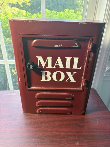 Vintage red metal - red,