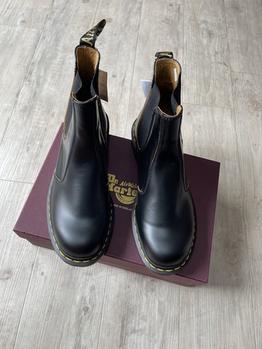 Martens chelsea boots 10 - chelsea, uk