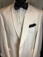 Men’s Ivory/White Dinner