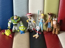 TOY STORY - TOYBOX FIGURES X7 - BUZZ - WOODY - JESSIE - BULLSEYE - BO - FORKIE -