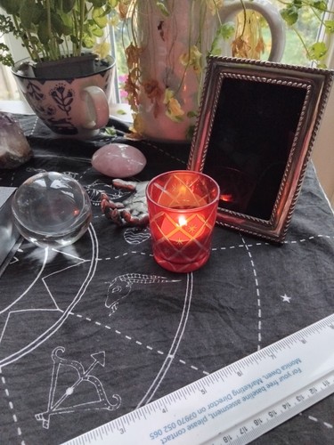 Black scrying mirror - scrying,