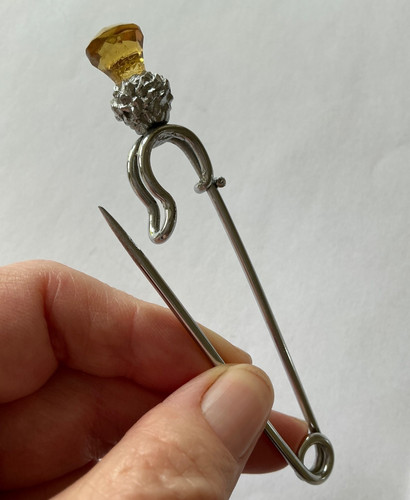 Vintage kilt pin brooch 9cm - pin,