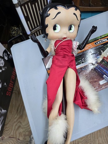 Betty boop winters starlet - betty,