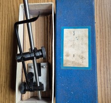 Surface gauge 4-7 inches for