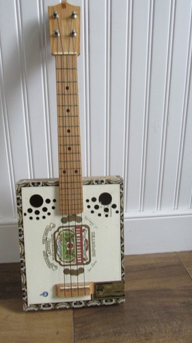 Cigar box guitar - guitar, string