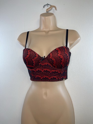 Red black lace - &,