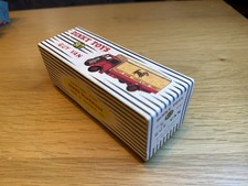 Dinky Toys 917 Guy Van