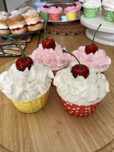 Fake cakes cupcakes 4 - cakes:,