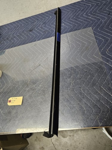 Rear door trim - felt, ford