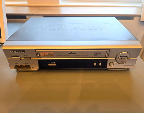 Samsung 651b vhs vcr - sv-651b,