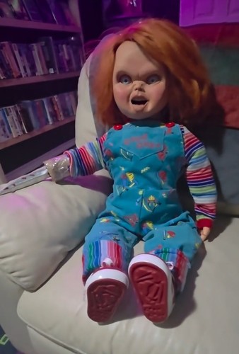 Life size chucky doll - life,