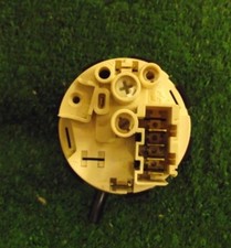  Washing Machine SERVIS M3025W