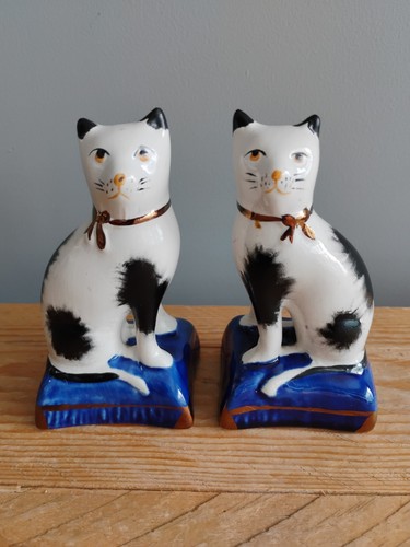 Antique staffordshire pair - antique,
