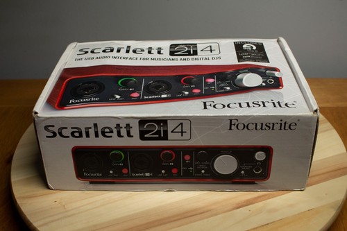 Focusrite scarlett 2i4 1st - focusrite,