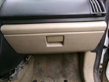 glove compartment LAND ROVER