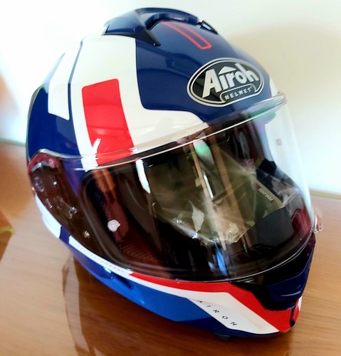 Motorcycle helmet airoh spark - motorcycle,