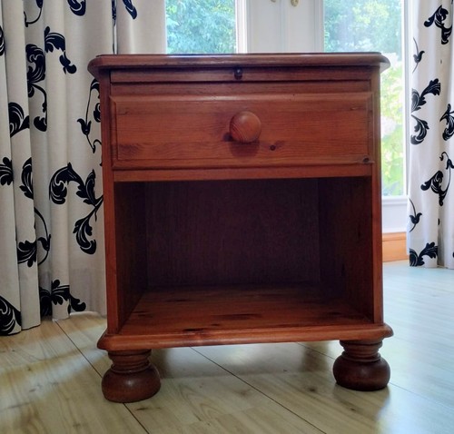 Vintage ducal solid pine - vintage,