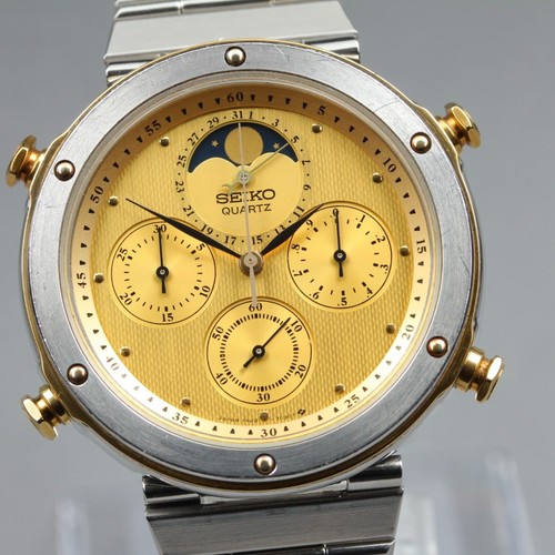 Near mint seiko chronograph - near,